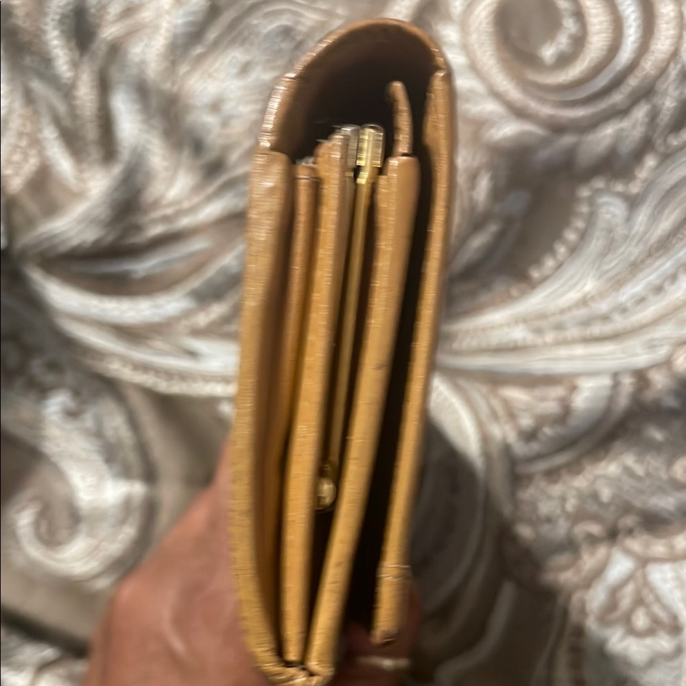 Celine Brown Monogram Wallet with Elegant Leather Trim - Picture 5 of 6